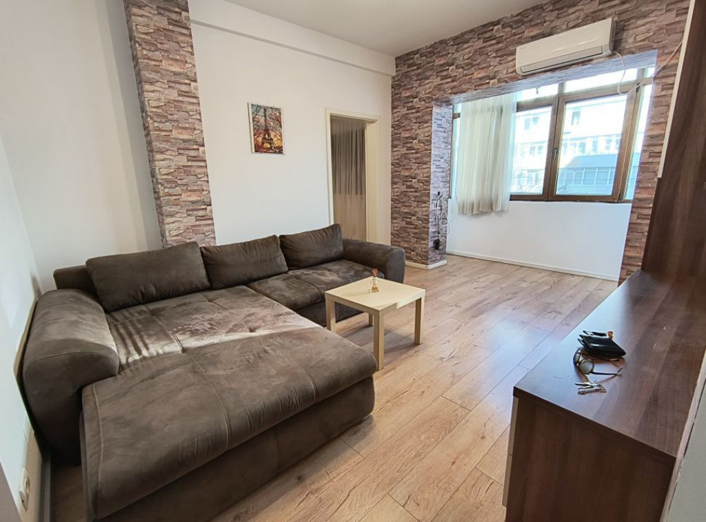 Ion Mihalache- Hotel Samaa- centrala proprie!