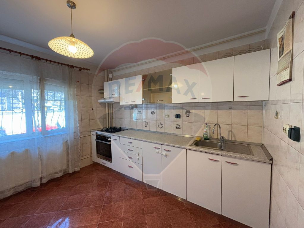 Apartament cu 2 camere de închiriat în zona Vitan Mall ...