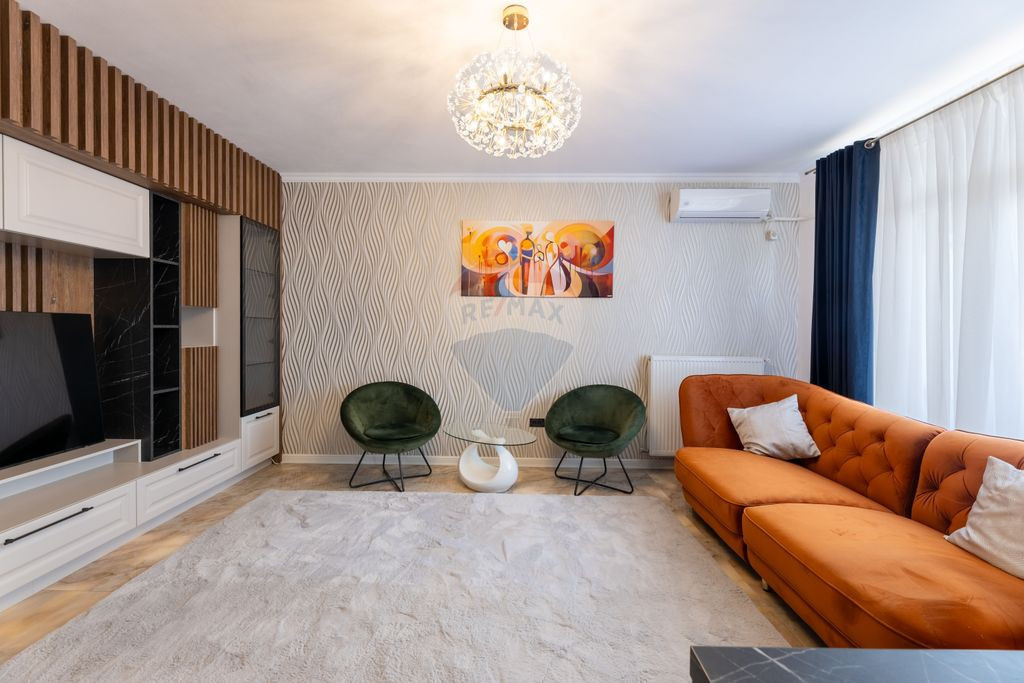 Apartament cu 3 camere de închiriat în zona Podgoria