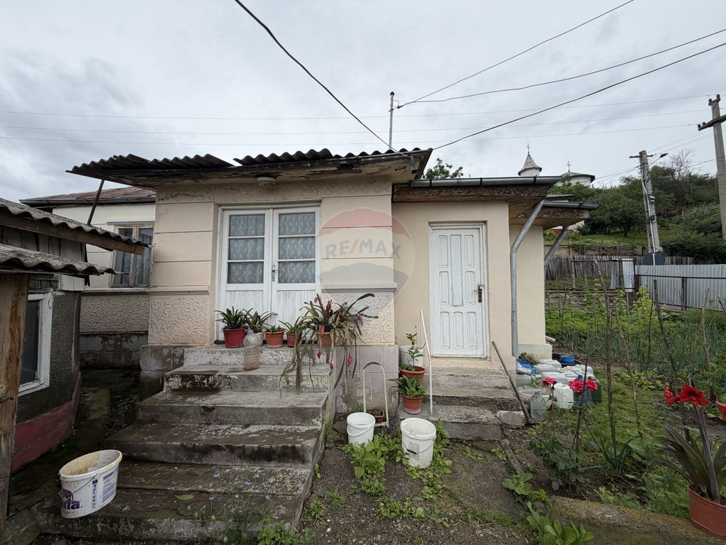 Casă de vânzare | Odobești | Necesită renovare