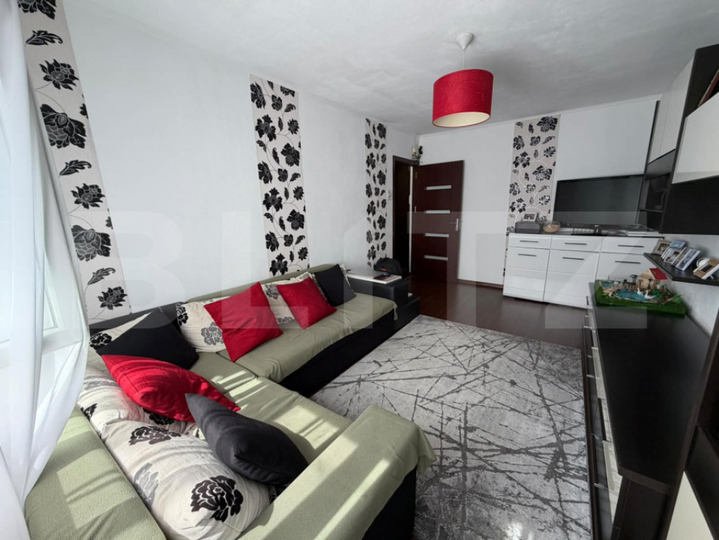 Apartament modern cu 3 camere, de inchiriat