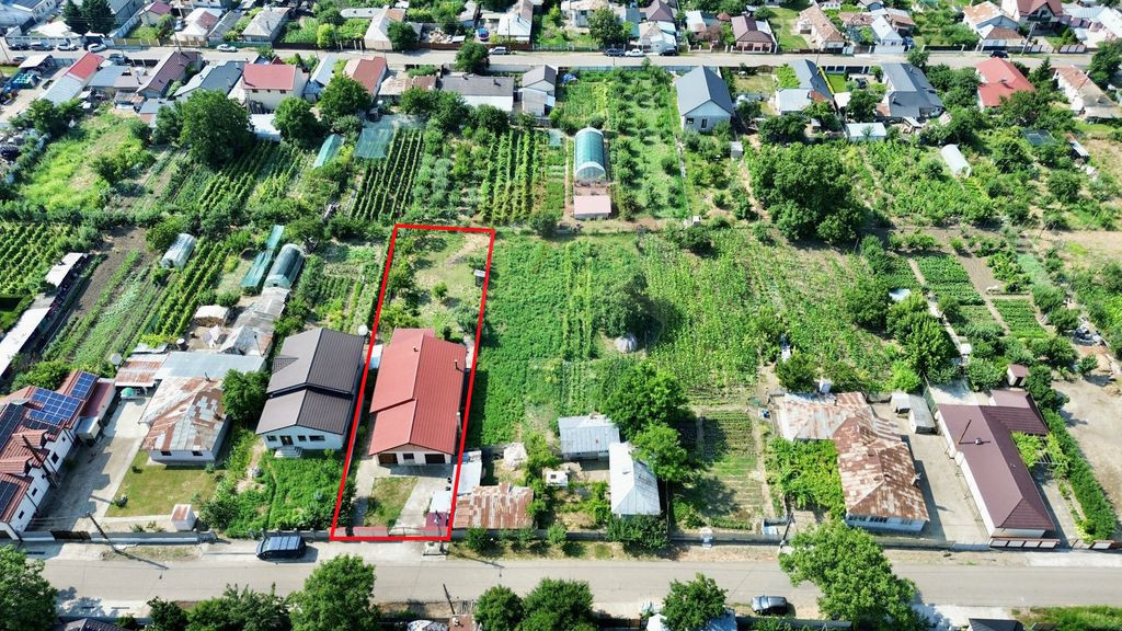 Casă / Vilă cu 4 camere de vânzare