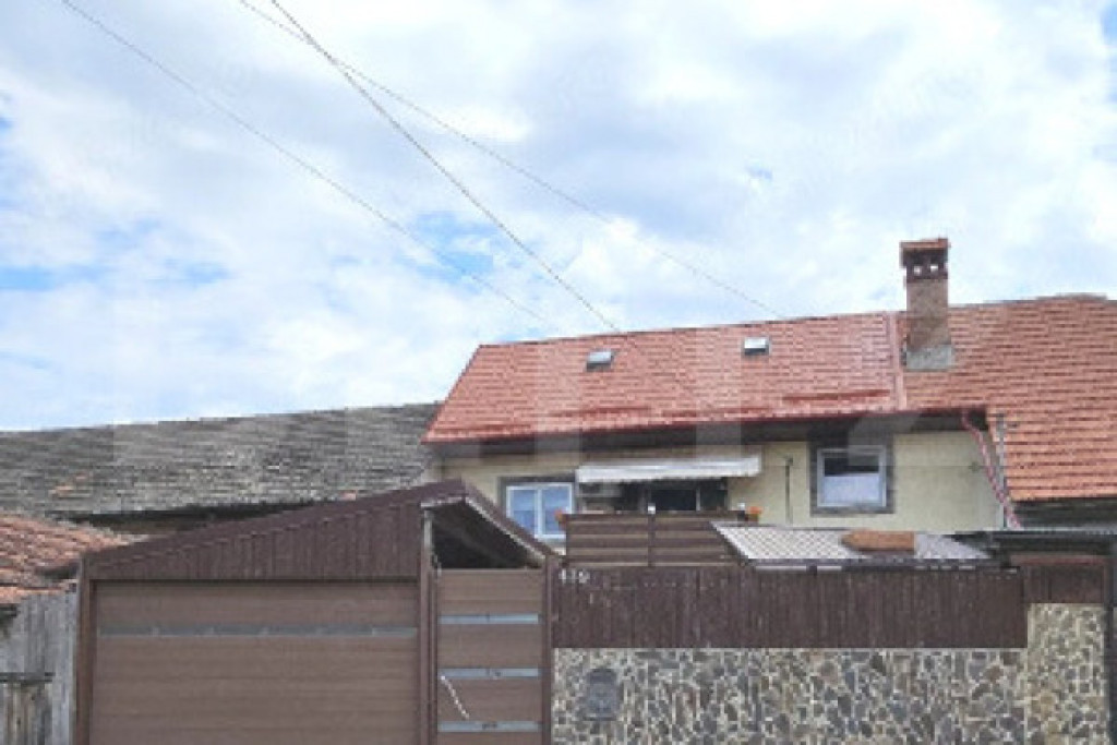 Casă individuală eficientă energetic, 3 camere, garaj și
