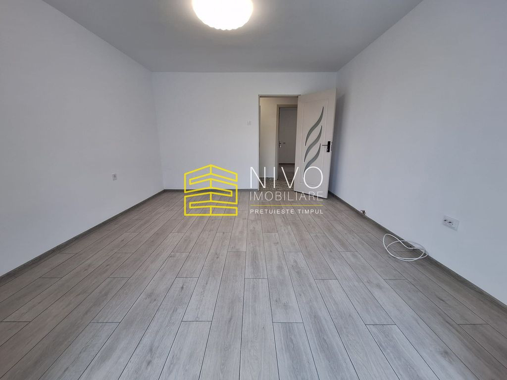 Apartament 3 camere – Tg. Mureș – Dâmbu Pietros –...