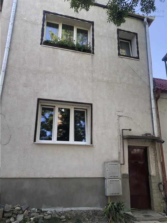 Casa individuala la pret de apartament in inima Brasovului |