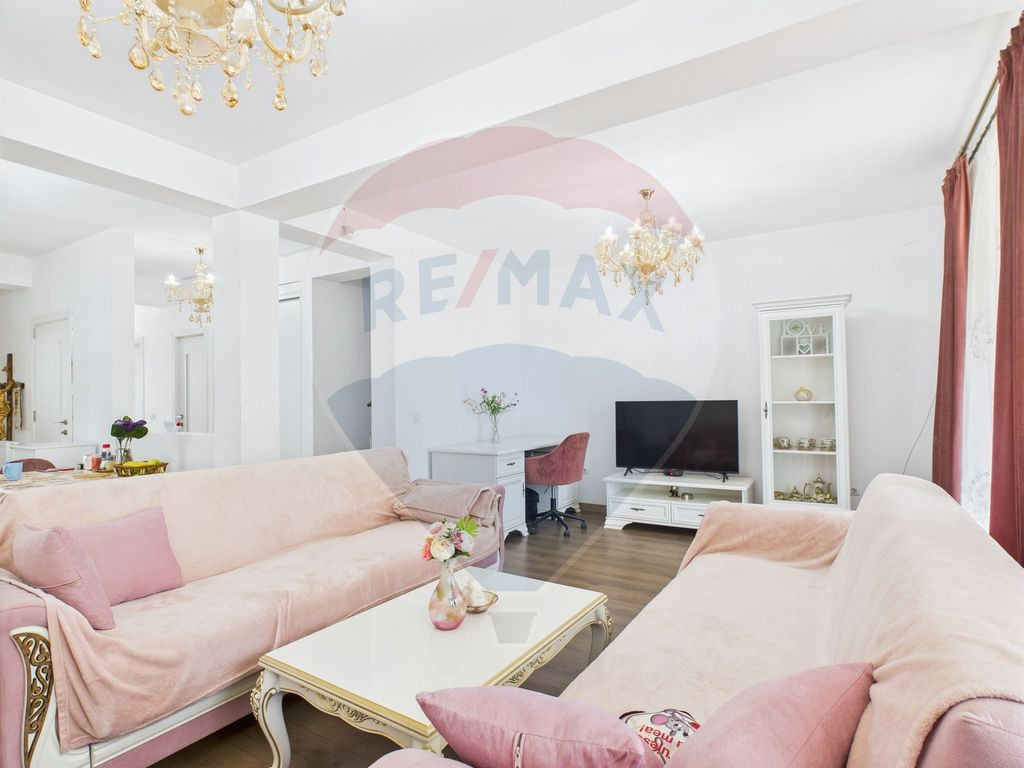 Casa familiala 5 camere, 4 bai, complex nou, Otopeni