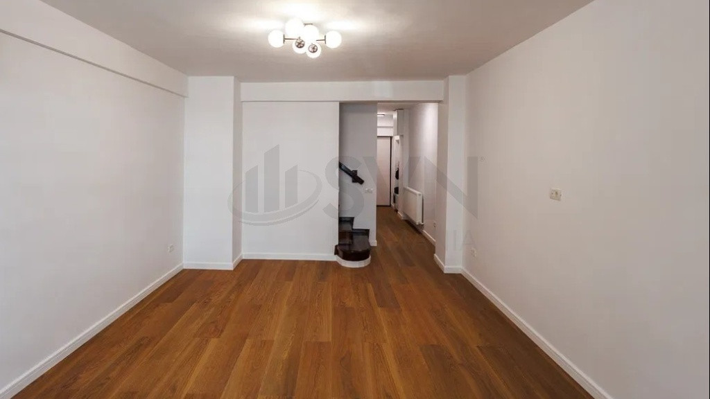Apartament l 3 Camere l Primaverii