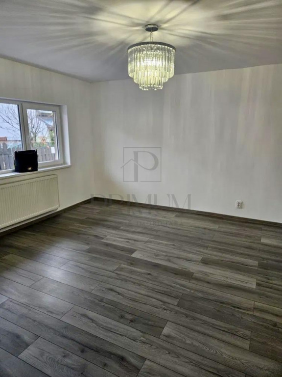 DOROBANTILOR - 2 Camere - Parter inalt - Decomandat - Centra