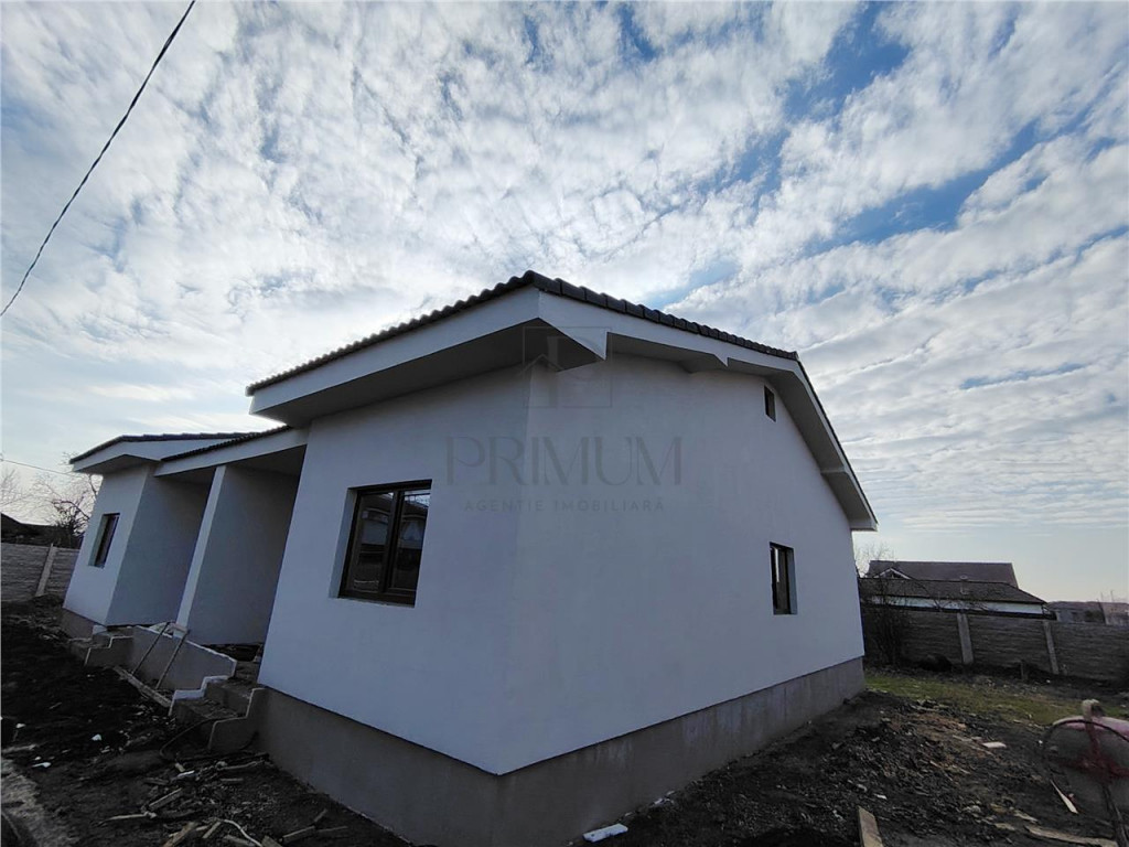 Duplex pe parter - zona excelenta - toate utilitatile - pers
