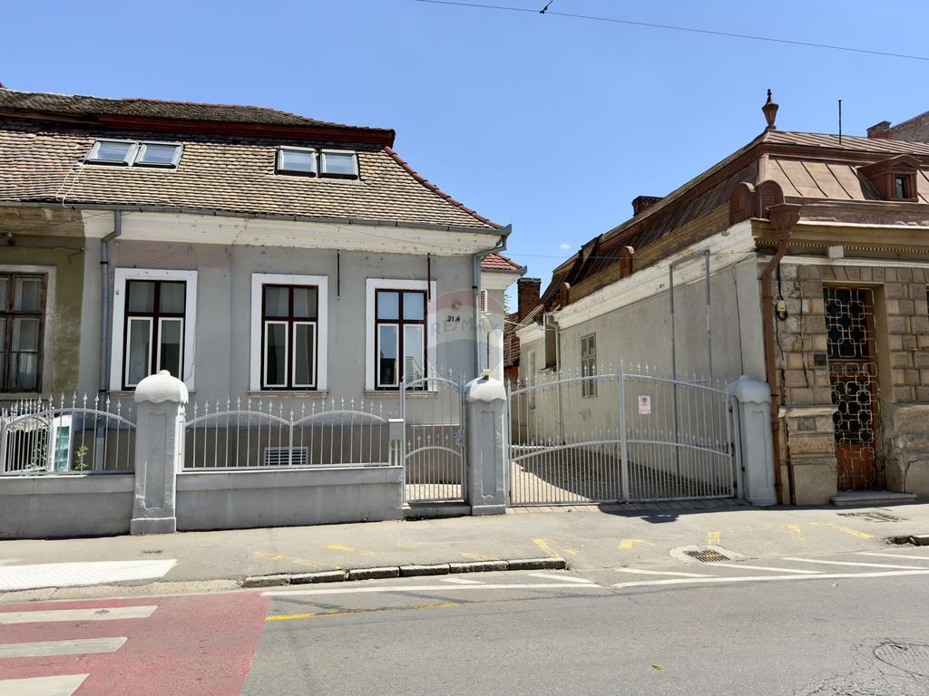Spațiu Comercial /Clinica | Ultracentral Oradea | Roman ...