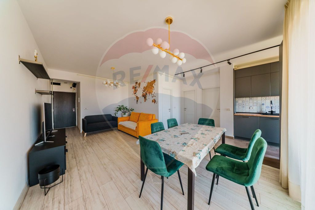 Apartament cu 3 camere + parcare de inchiriat la Adora Park