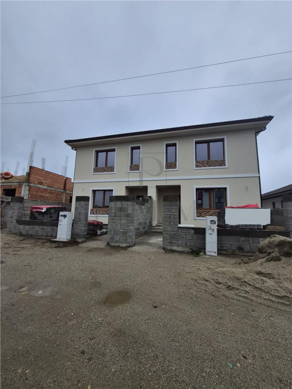 CASA INDIVIDUALA IN GHIRODA 3 CAMERE 90 MP UTILI 501 MP CUR