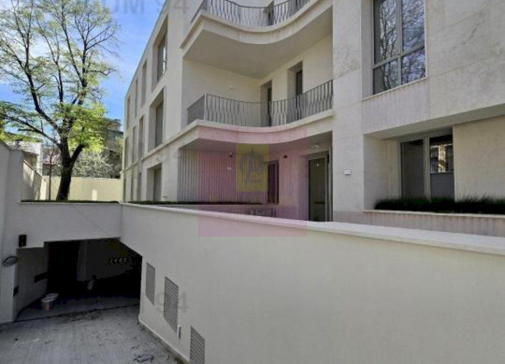 Armeneasca | 4 camere | 109 mp, mobilat utilat, boutique ...