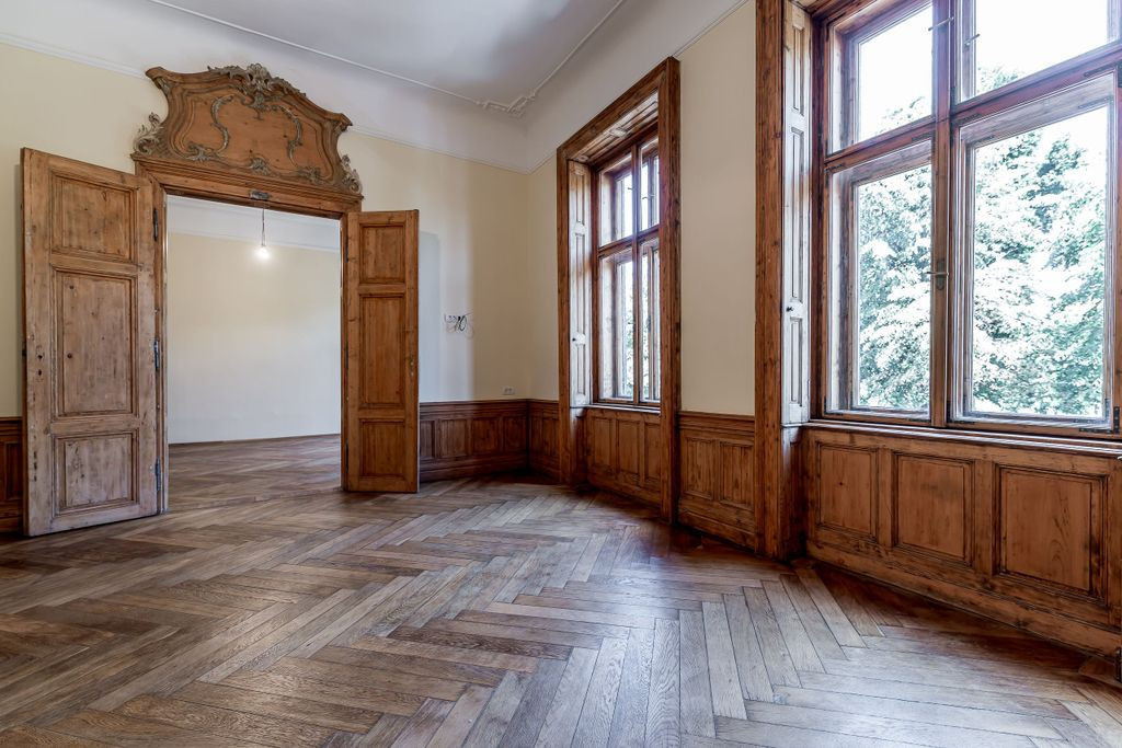Apartament istoric pe Bulevardul Revoluției