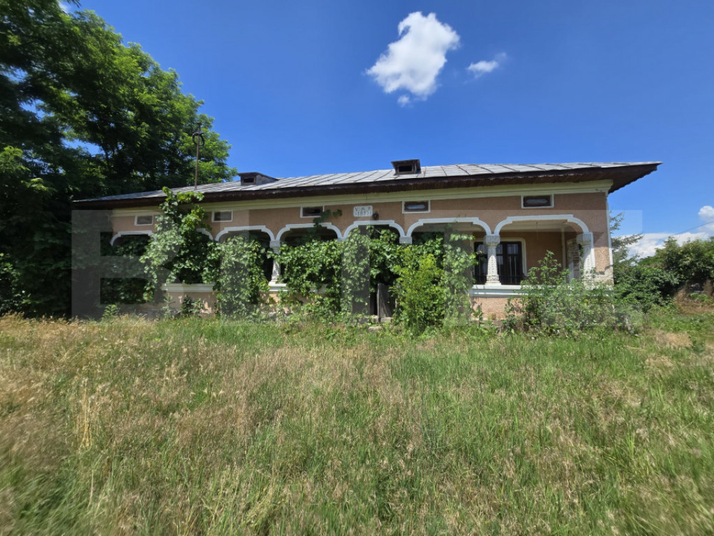 Casă de vânzare, 88 mp, zona Tomșani