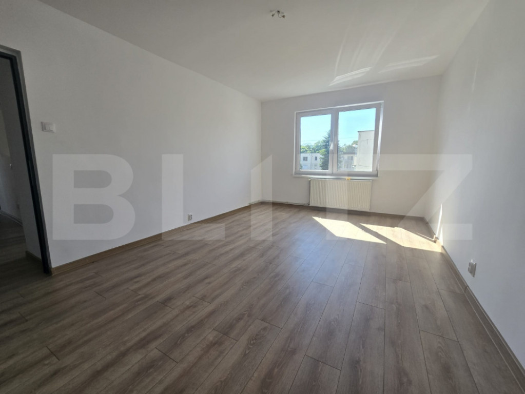 Apartament 3 camere, 70 mp, renovat complet – Cartier Unir
