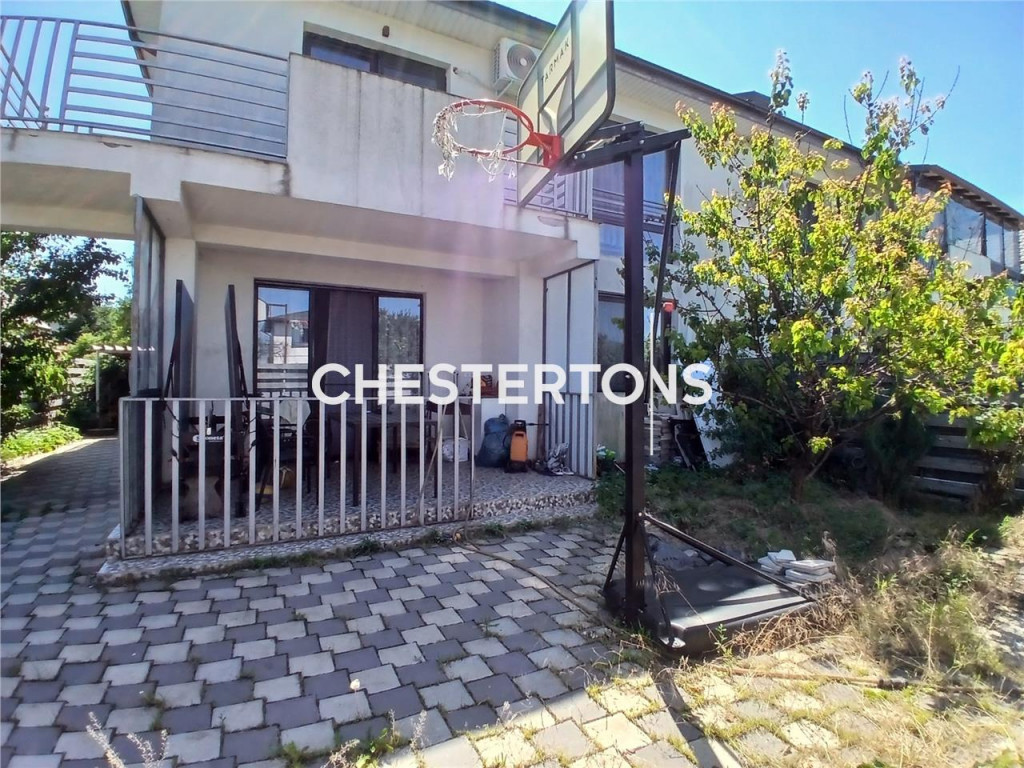 Vila 5 camere spatioase, teren 262 mp, zona aerisita si lini