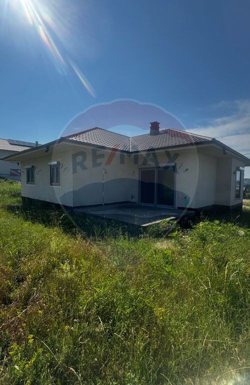 Casă 4 camere | Scheia, Suceava | Semifinisat