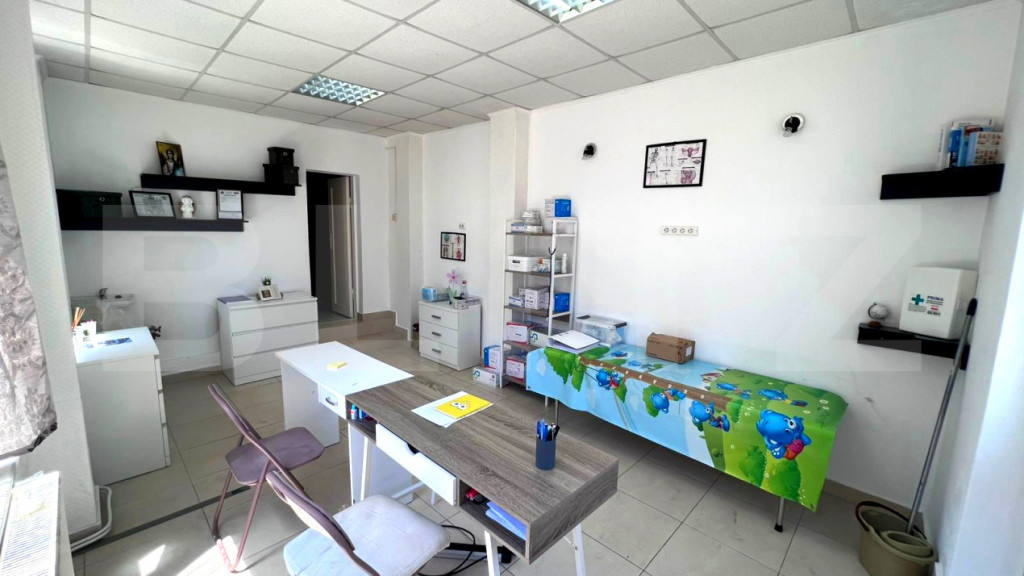 Spațiu birouri de vanzare, 35 mp utili, zona Cetate .