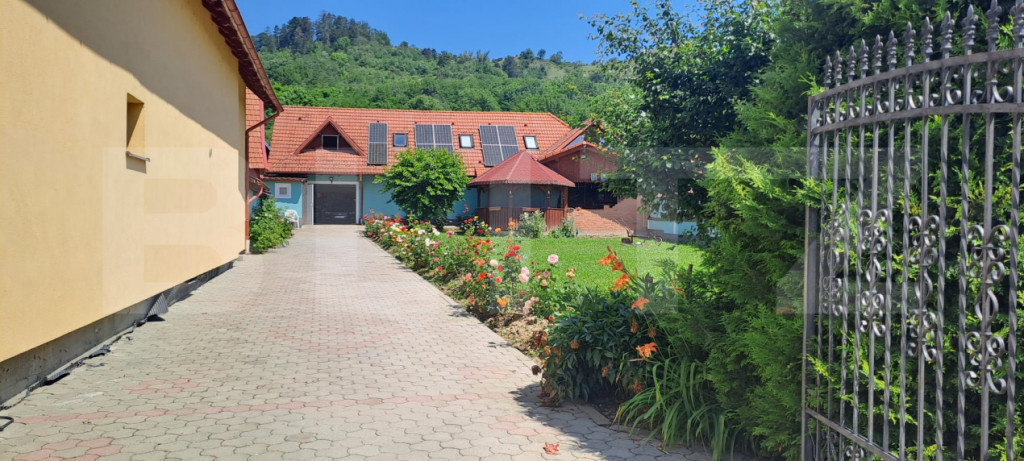 Casă superbă, 5 camere, sat Feldioara, com. Ucea – prive