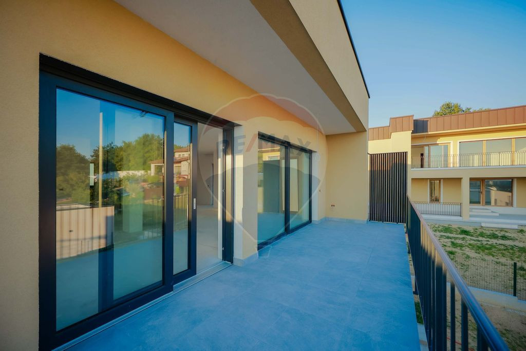 Casă nouă de vânzare Oradea - Dealuri, P+E, teren 575 mp