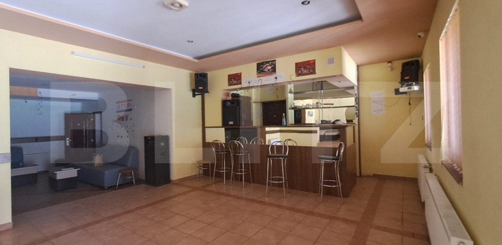 Magazin sătesc cu terasă, centrul satului Feldioara– pri