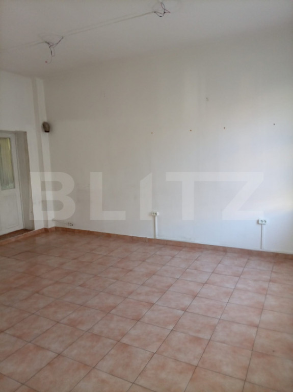 Spatiu comercial, 25 mp, zona Centrala - Campia Turzii