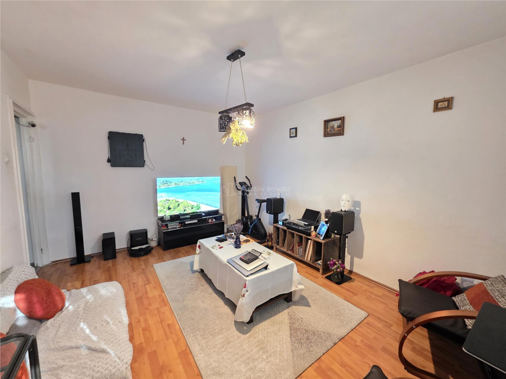 2 camere Bd Timisioara 39 - Plaza Romania