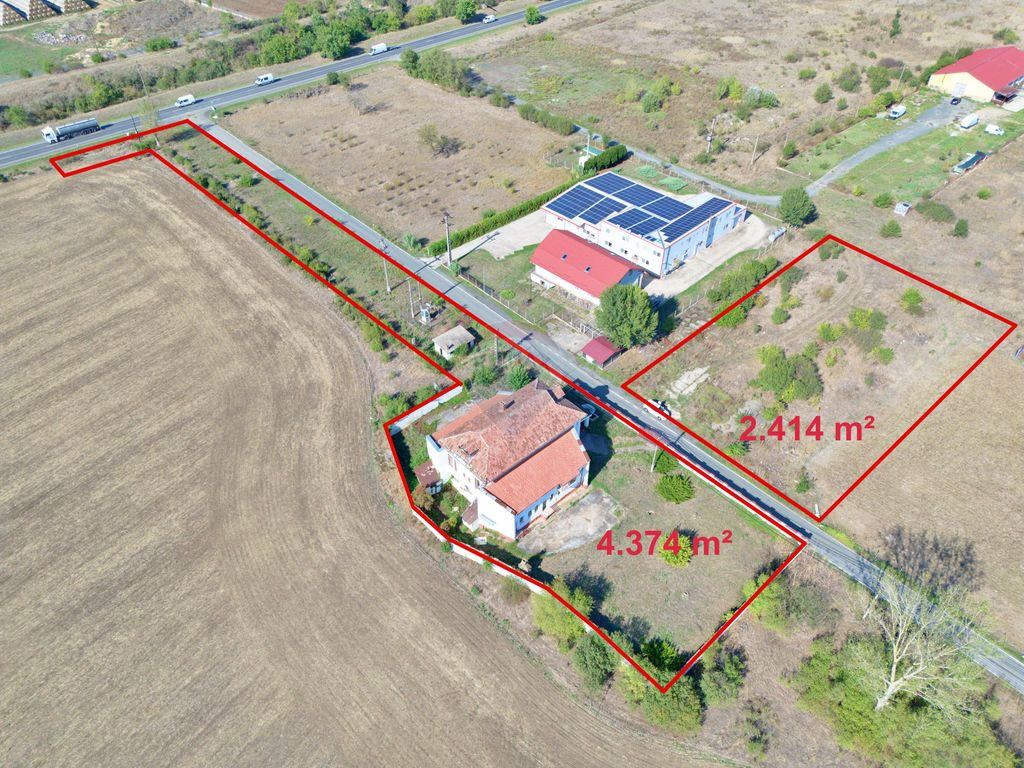 De vânzare „Casa Albă”, orașul Pecica, jud. Arad