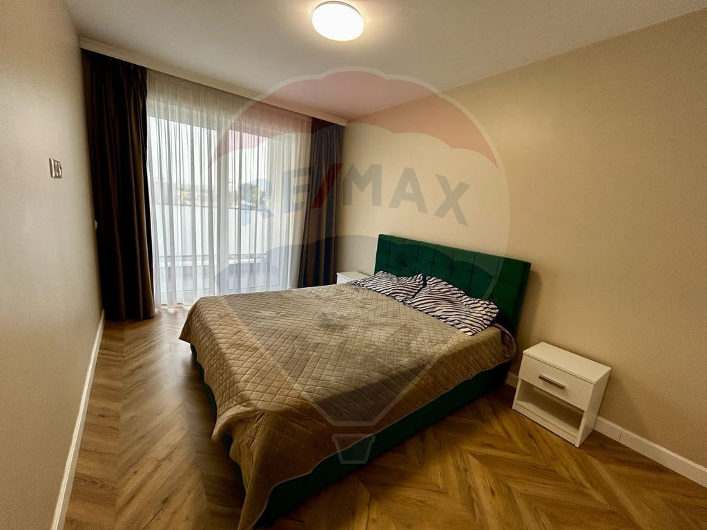 De închiriat: apartament cu 2 camere strada Daliei