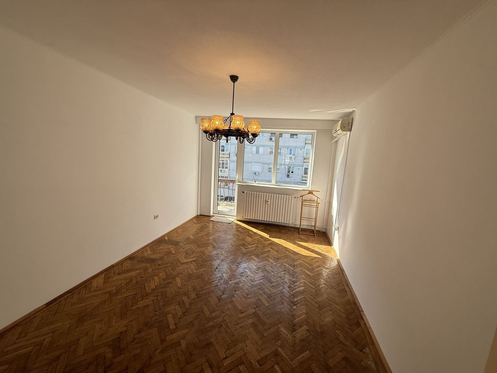 Apartament 4 camere zona Ultracentral