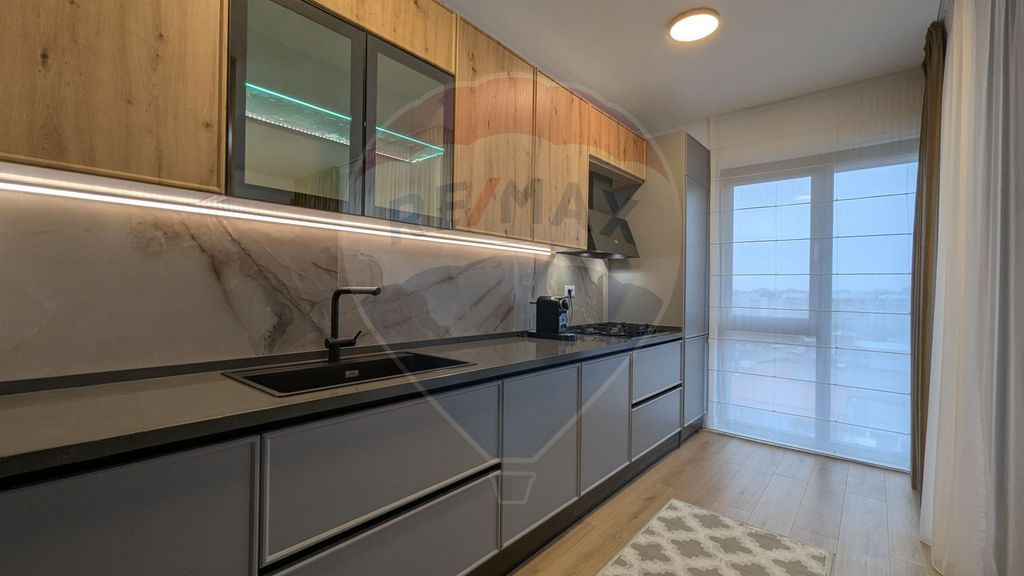 Apartament cu 2 camere de închiriat în zona Splaiul Unirii