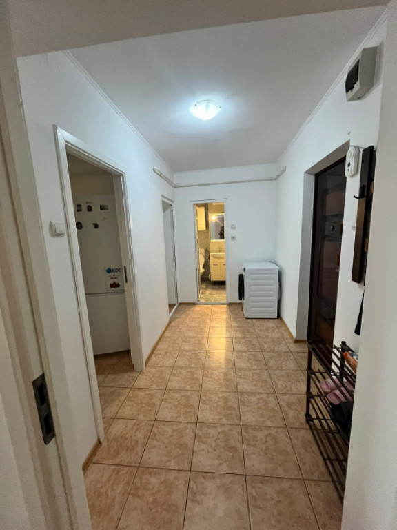 Apartament 2 camere de închiriat în Constanța zona Falez?