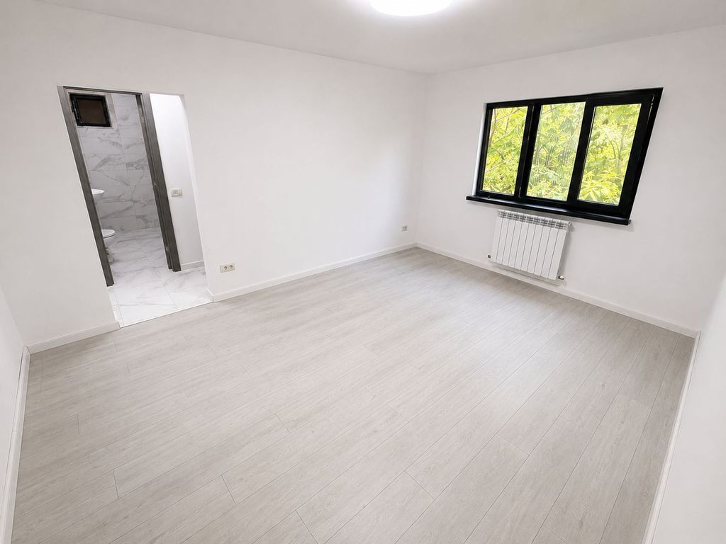 Apartament Modern 2 Camere la Mansarda, Poarta 6