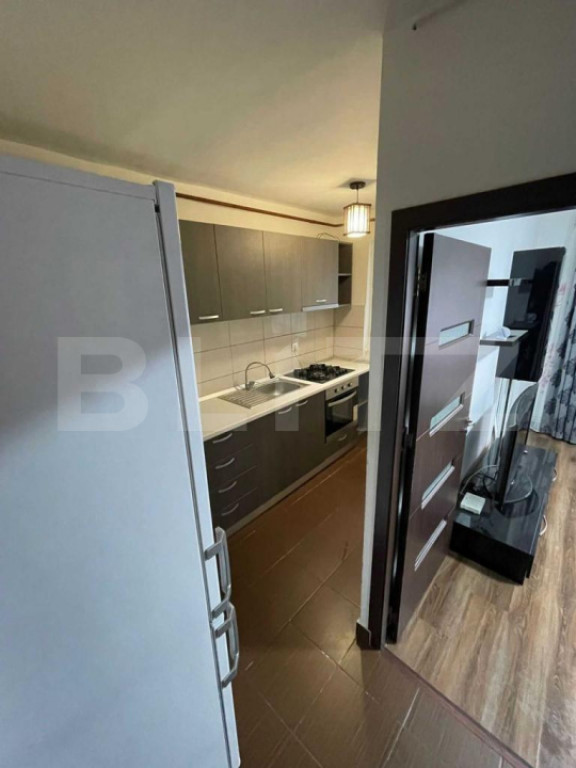 Apartament o camera, decomandat, 37 mp, zona IC Frimu