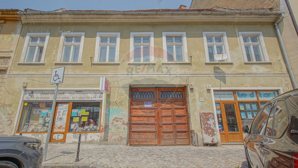 Proprietate mixtă pe N. Bălcescu – spații comerciale...