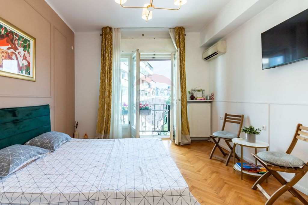 Apartament cu 1 camera vânzare în zona P-ta Universitatii