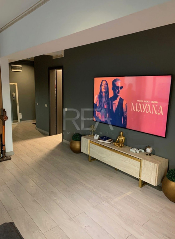 Duplex, et 11/12, 98 mp, parcare-Moghioros Park