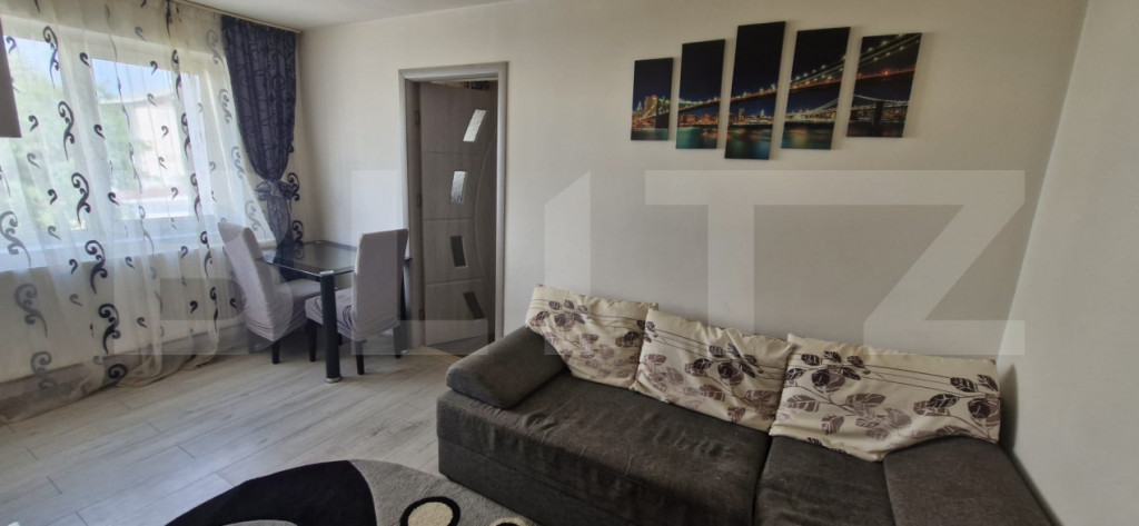 Apartament 2 camere, 31 mp, etaj 3, zona Târgoviște - Micr