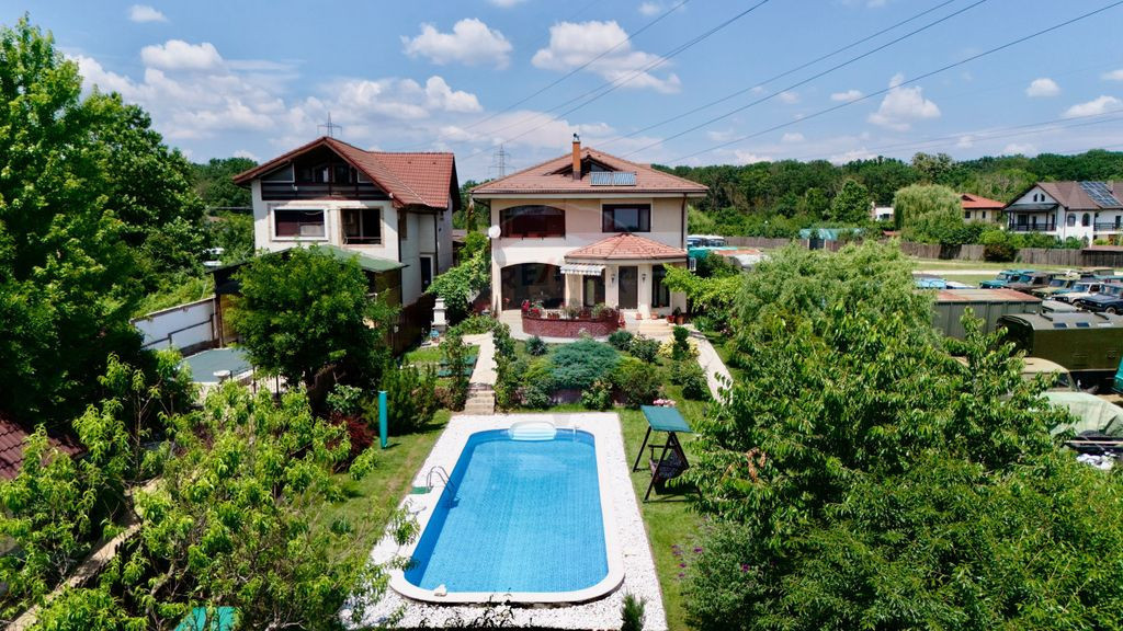 Vila premium de vanzare Balotesti/ piscina/ ponton/ desch...