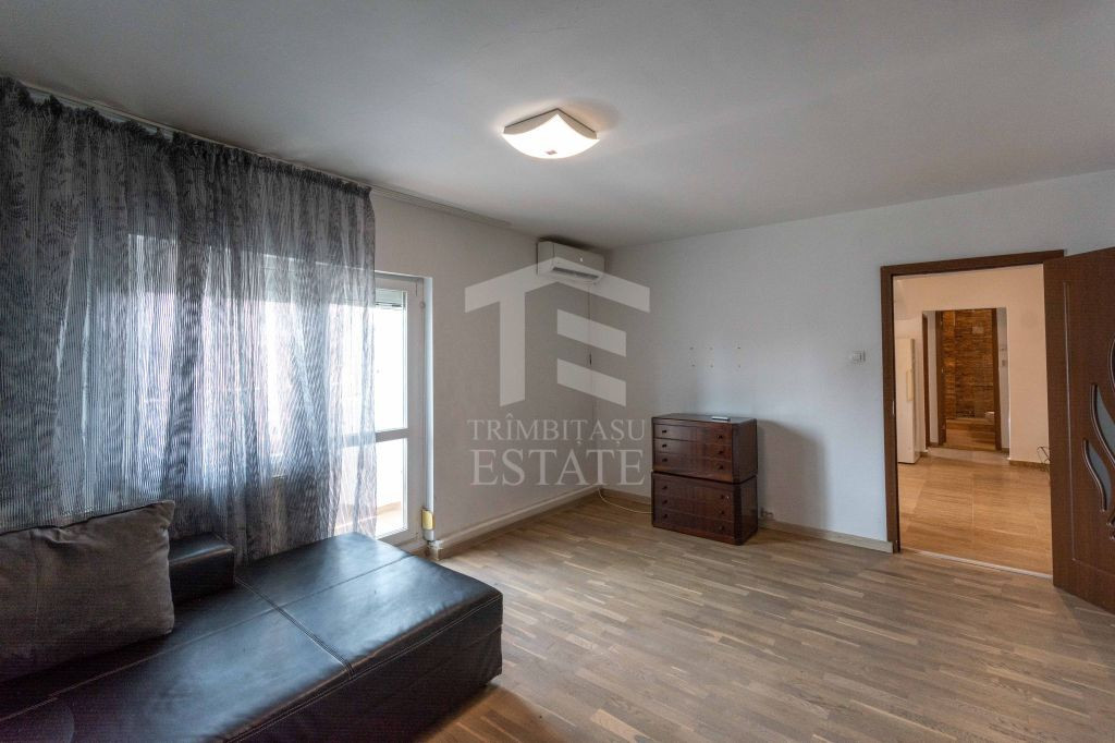 13 Septembrie | Prosper | Ale. Botorani | 2 camcu central...