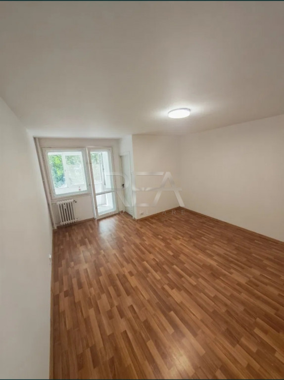 Garsonieră renovată, 31,2 mp, Dristor 2, la 100 m de metro