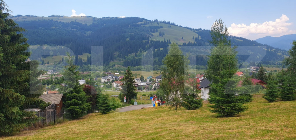 Teren 3.268 mp, intravilan, zona Vatra Dornei