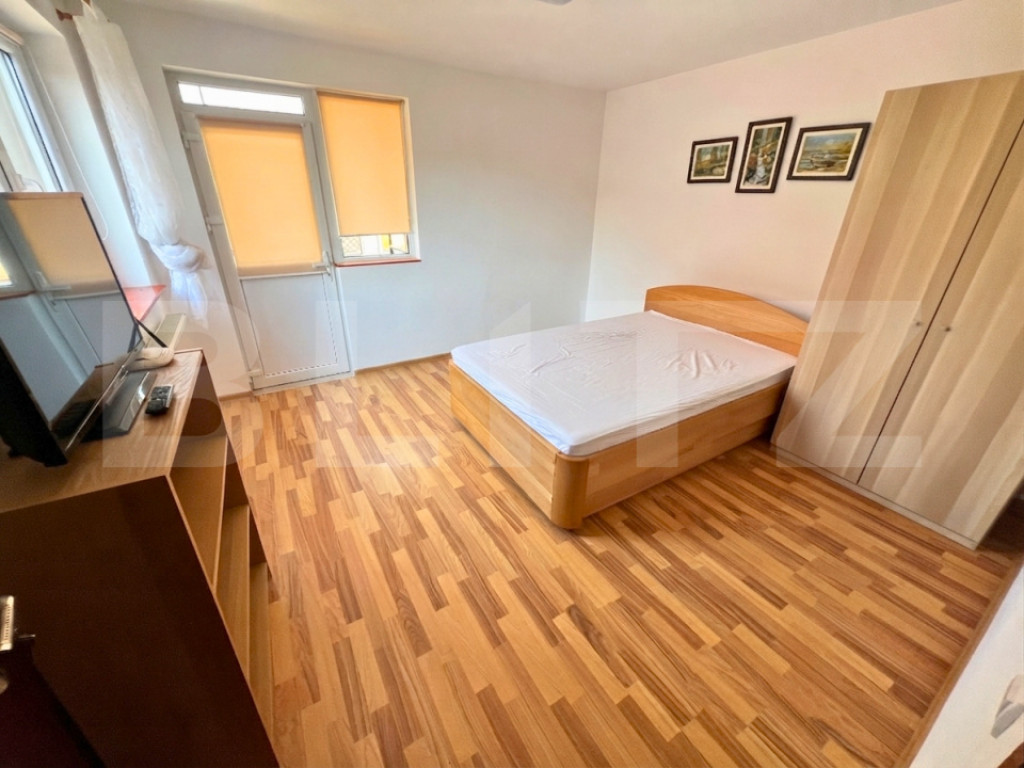 Casă cu 2 camere, 80 mp, curte 120 mp, 3 parcări | Baciu