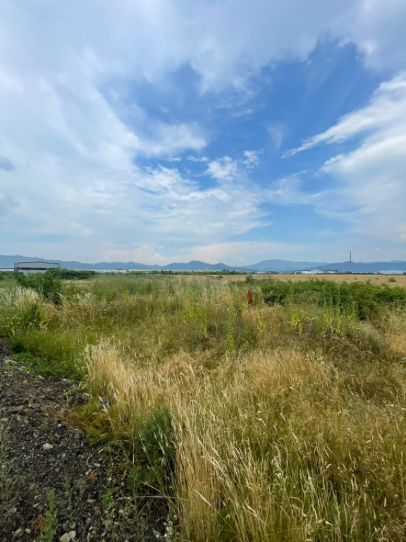 Teren investiție – 57 ari intravilan, front stradal 40m,
