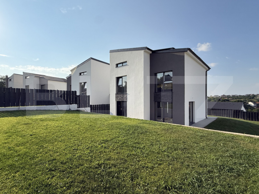 Duplex Premium de vanzare, la doar 5 min de mers pana la Meg