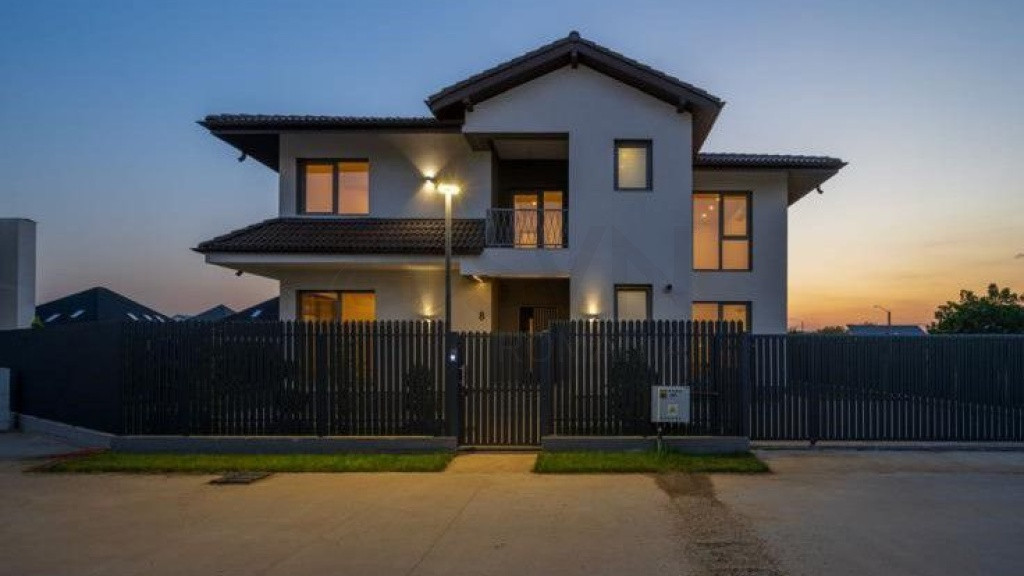 Vila 4 camere I Tunari I Gradina I Parcare