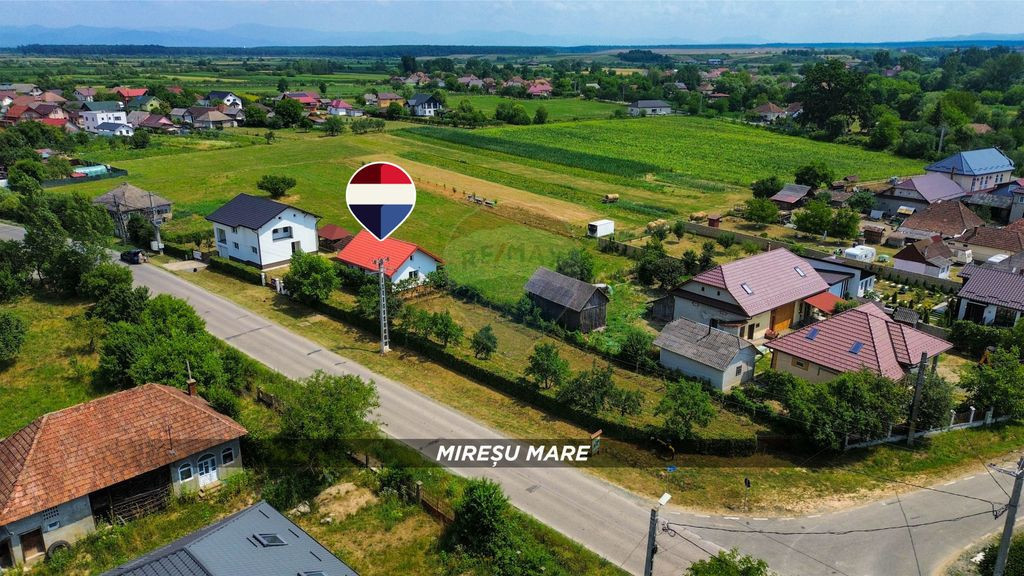 Casa si teren de vazare in Miresu Mare, oferta speciala