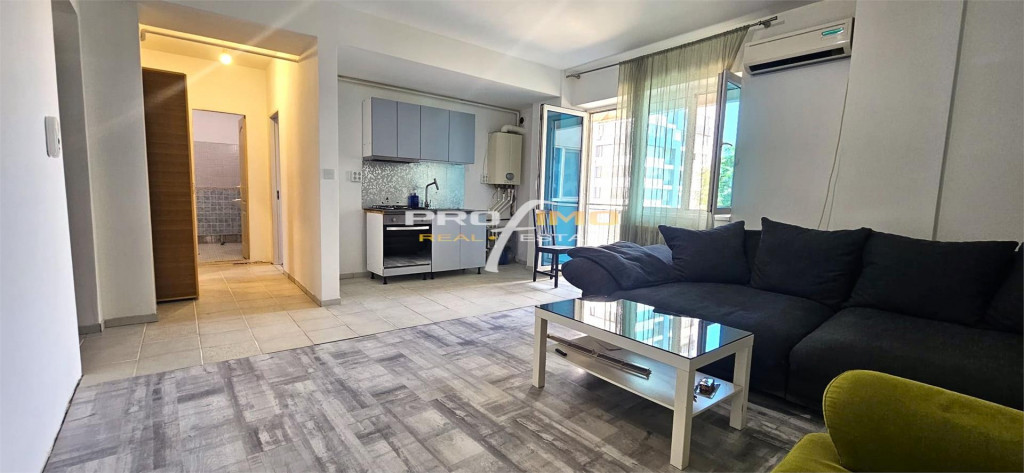 OPORTUNITATE - Apartament 2 camere, su.53mp. Parcare privata
