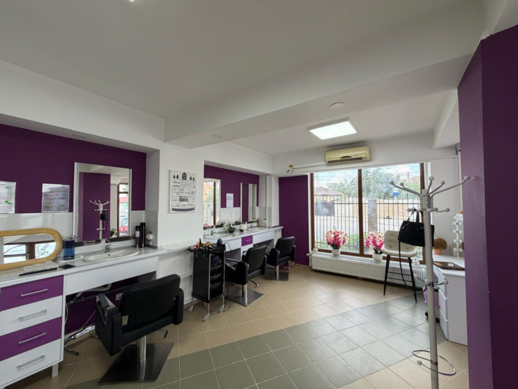 Salon de înfrumusețare, 90 mp, complet echipat și autoriz